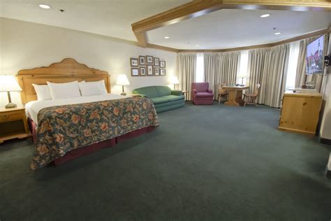 Family Hotel - Frankenmuth, MI | Bavarian Inn Lodge