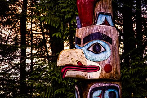 Detail of a totem pole at Totem Bight State Historical Park in ...