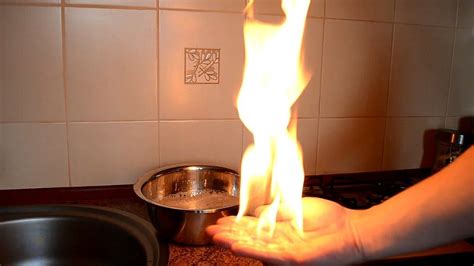 Fire hands - fire in your hand - fire experiment - YouTube | Hand tricks, Cool science ...