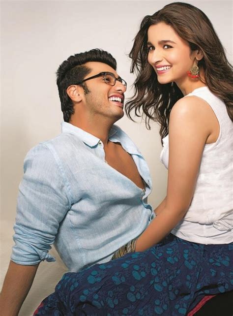 REVEALED: Alia Bhatt, Arjun Kapoor's Look From 2 States! - Indiatimes.com