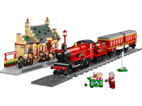 Le Poudlard Express et la gare de Pré-au-Lard 76423 | Harry Potter™ | Boutique LEGO® officielle FR