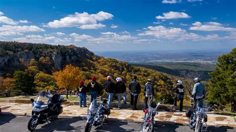 The Road Less Traveled: Arkansas Fall Foliage Scenic Drives | Arkansas.com