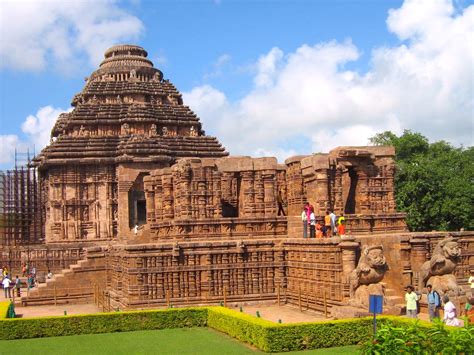 Konark Sun Temple Timings, History, How to Reach and Accommodation