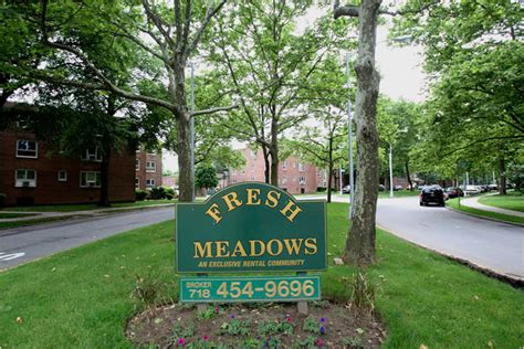 Living in Fresh Meadows, Queens - Fresh Meadows, a northeast Queens neighborhood of about 16,000 ...