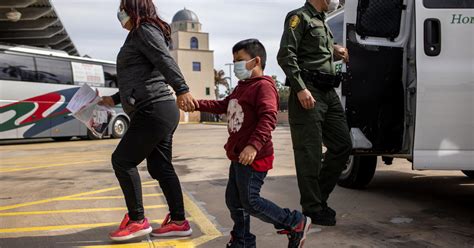 Backlog of migrant children in Border Patrol custody soars to 4,200 ...