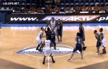 This guy deserves the MVP award Funny Basketball Memes, Basketball Tricks, Funny Sports Memes ...