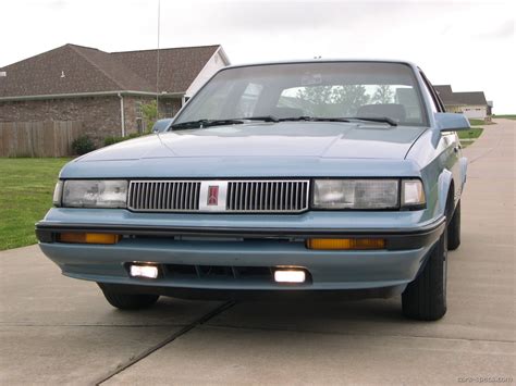 1990 Oldsmobile Cutlass Ciera Wagon Specifications, Pictures, Prices