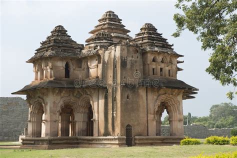 Lotus Mahal stock photo. Image of asia, mahal, building - 31483434