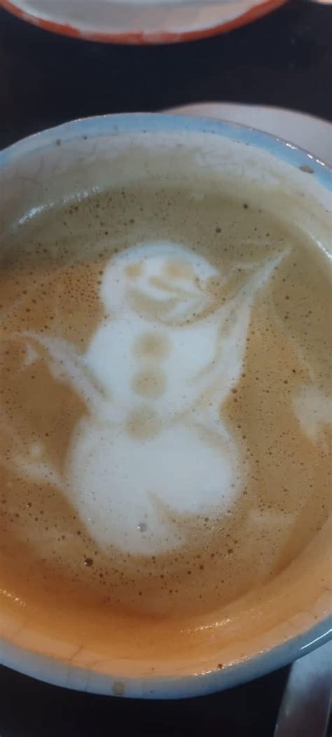 christmas designs🫣🥰 : r/latteart