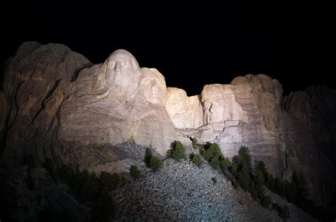 Mount Rushmore by night | Brice Mazenod | Flickr