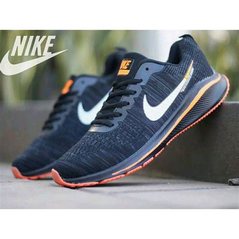 Info Populer 24+ Sepatu Lari Pria Nike