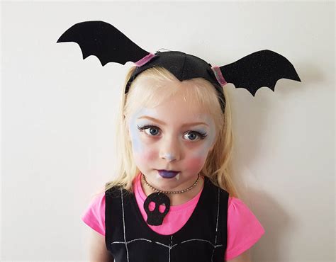 Vampirina Headband Hair & Skull Necklace DIY | Now thats Peachy