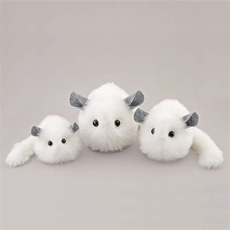 Bianca the White Chinchilla Stuffed Animal Plush Toy – FUZZIGGLES