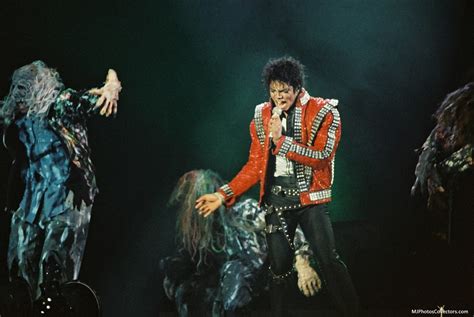 Bad Tour - Thriller - Michael Jackson Photo (13427363) - Fanpop