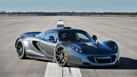 WATCH: Hennessey Venom GT hits 270 mph