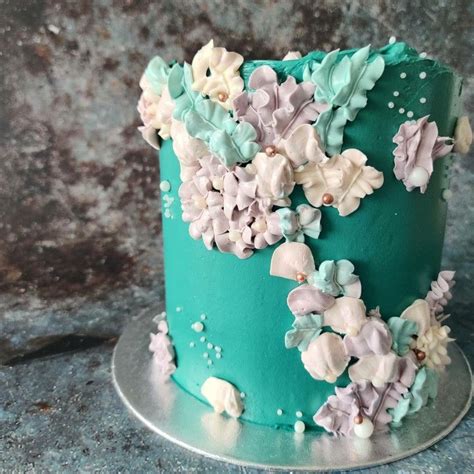 Helen Hunt Cake Design | Cake design, Cake, Desserts