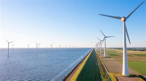 Onshore vs offshore wind energy: what’s the difference? | National Grid ...