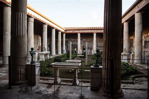 Pompeii Has Reopened Its Infamous House of Vettii, Home to a Portrait ...