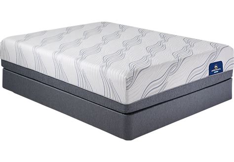 Serta Perfect Sleeper Hybrid - Mattress Reviews | GoodBed.com