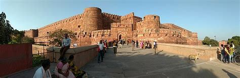 Agra Fort: A Majestic Fortress of the Mughals in Agra - E India Tourism