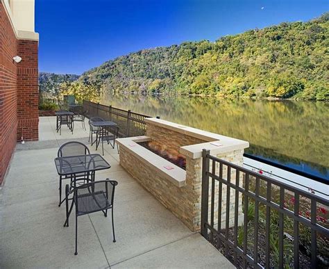 HAMPTON INN & SUITES PITTSBURGH/WATERFRONT-WEST HOMESTEAD $107 ($̶2̶1̶5̶) - Updated 2023 Prices ...