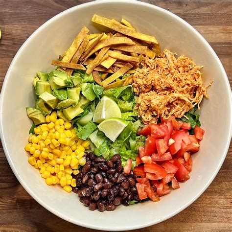 BUFFALO CHICKEN TORTILLA SALAD — Blistered Peppers