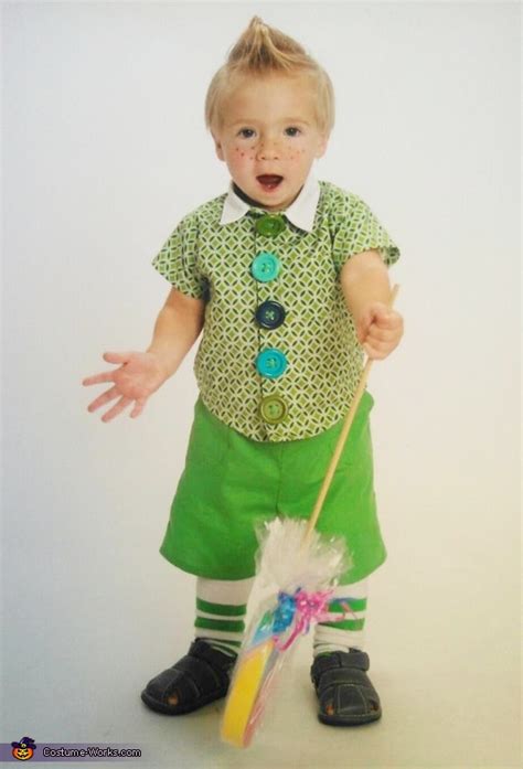 Creative DIY Costumes - The Lollipop Guild - Worlds Cutest Munchkin! - Costume Works