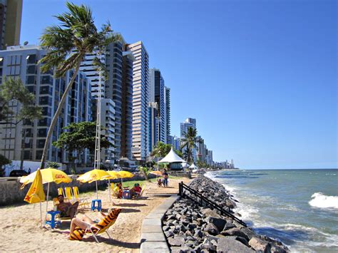 File:Boa Viagem Beach - Recife - Pernambuco - Brazil(2).jpg - Wikimedia ...