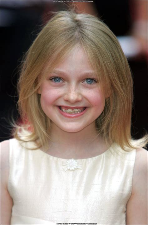 War of the Worlds Premiere 2005 - Dakota Fanning Photo (3182164) - Fanpop