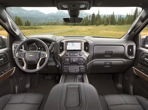 2022 Silverado and Sierra 1500 To Get Updated Interiors - Eagle Ridge Chevrolet Buick GMC Ltd.