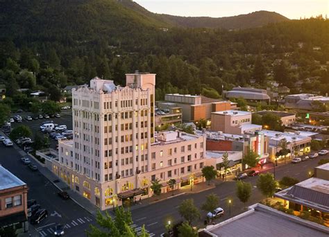 66 - Ashland Springs Hotel - Historical Hotel in Downtown Ashland Oregon