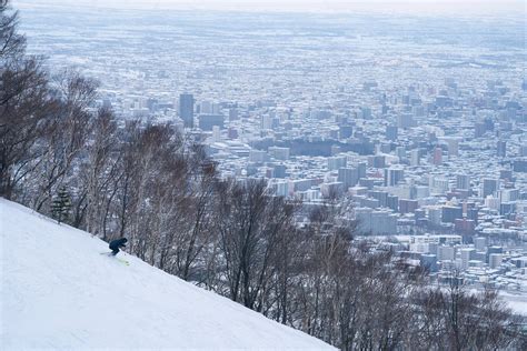 SAPPORO MOIWAYAMA SKI RESORT – Visit Sapporo : The Official Travel Guide to Sightseeing in Sapporo