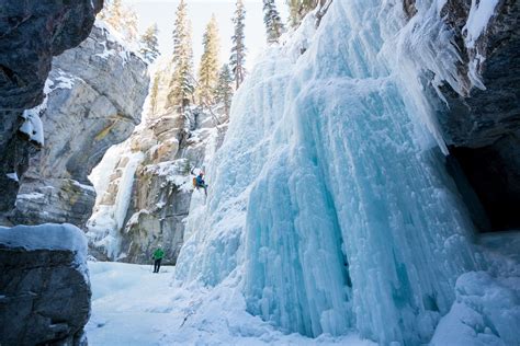 Jasper Alberta: The Ultimate Winter Itinerary for Adventurous Travelers ...