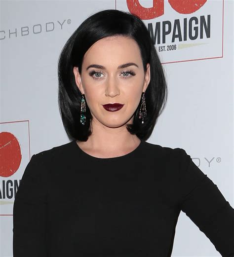 Katy Perry stuns CoverGirl bosses with new black lipstick | Young Hollywood