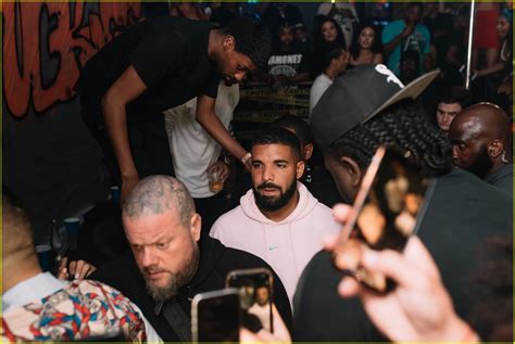 Drake & Chris Brown Party at Miami Club While Shooting 'No Guidance ...