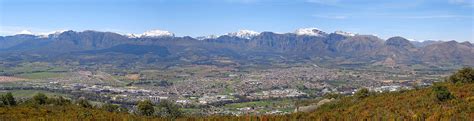 Living in Paarl, South Africa: Tips for Moving and Visiting 2025