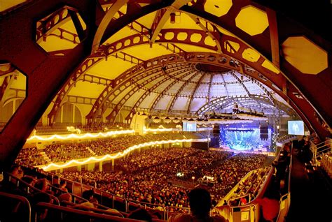 Festhalle (largest dome structure in Europe) Frankfurt, Germany - Let's see a concert here ...