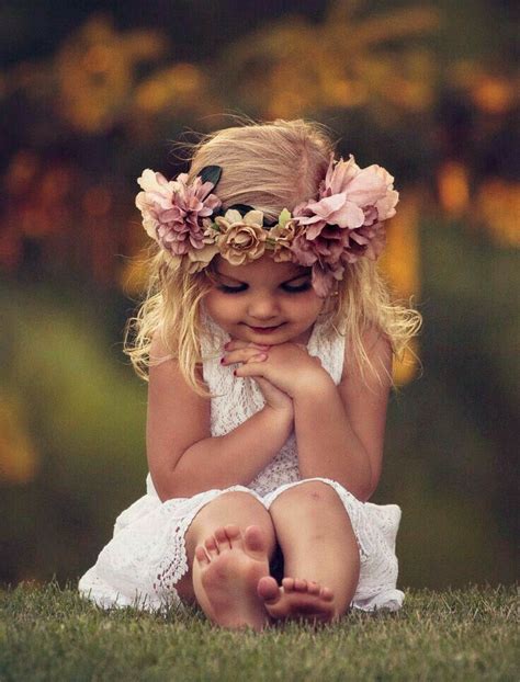 Top 25 Unique Little Girl Photography Ideas | Little girl photography, Toddler photoshoot ...