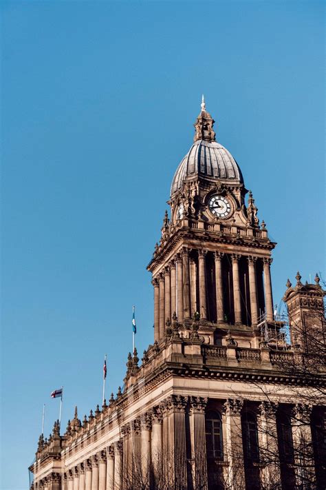 Things to do in Leeds city centre- an image of Leeds town hall taken ...