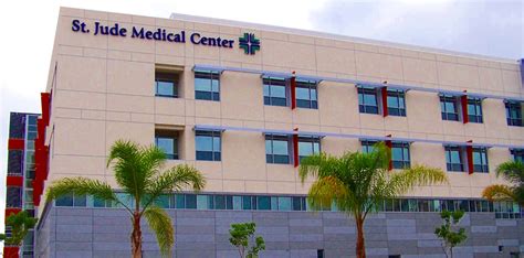 St. Jude Medical Center - Woodbridge Glass | Werner Systems