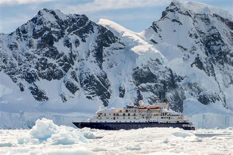 Pin by vivi stath on The Arctic Circle | Antarctica cruise, Adventure cruise, Antarctica