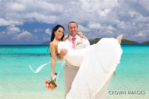 St Thomas Wedding: Lindquist Beach — CROWN IMAGES