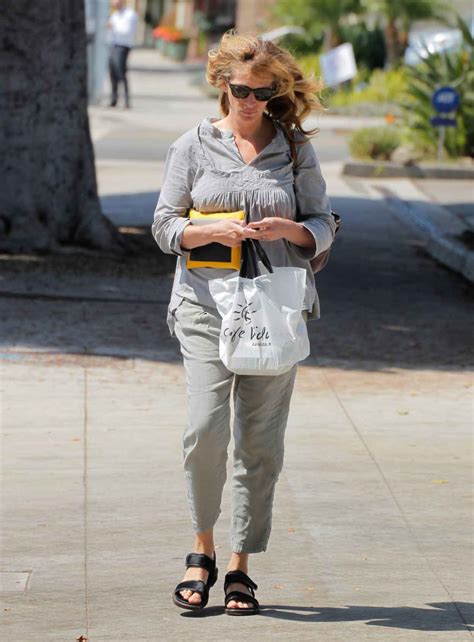 Julia Roberts Casual Style – Out in Los Angeles, September 2015 – celebsla.com