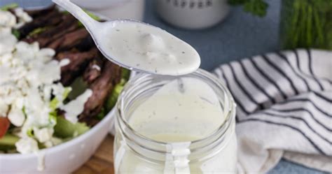 Best Homemade Keto Blue Cheese Dressing (Just 1 Net Carb) - Hip2Keto