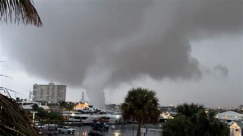 Tornado spins through Fort Lauderdale, Tornado in SoFlo