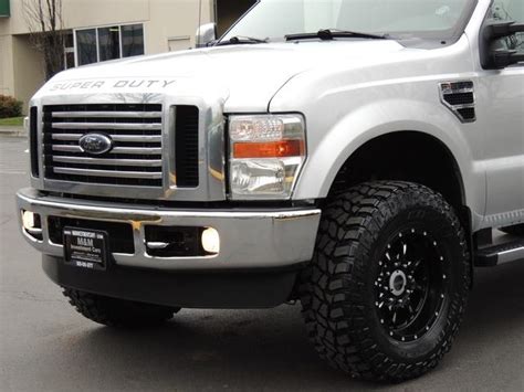 2010 Ford F-250 Super Duty Lariat / 4X4 / 6.4L DIESEL / LIFTED