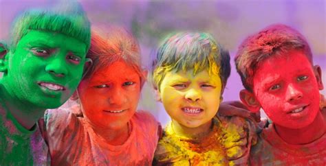 India's Holi Festival Welcomes Spring With Vibrant Bursts Of Color Kids ...