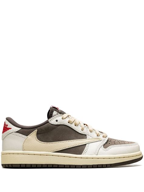 Jordan x Travis Scott Air Jordan 1 Low OG "Reverse Mocha" Sneakers | Brown | FARFETCH SK