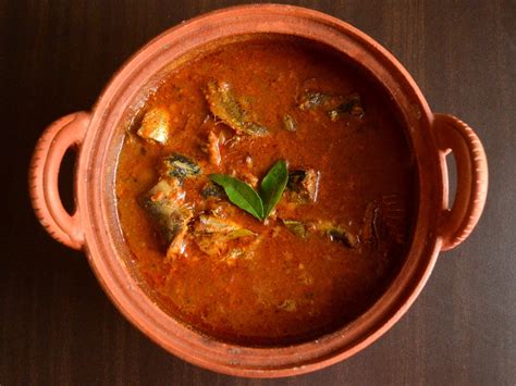 Indulge...: Malabar Style Meen Curry | North Kerala Fish Curry | Kerala Fish Gravy without coconut