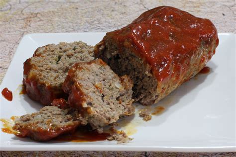 Learn How To Make This Easy Meatloaf With Lipton Onion Soup Mix | Recette